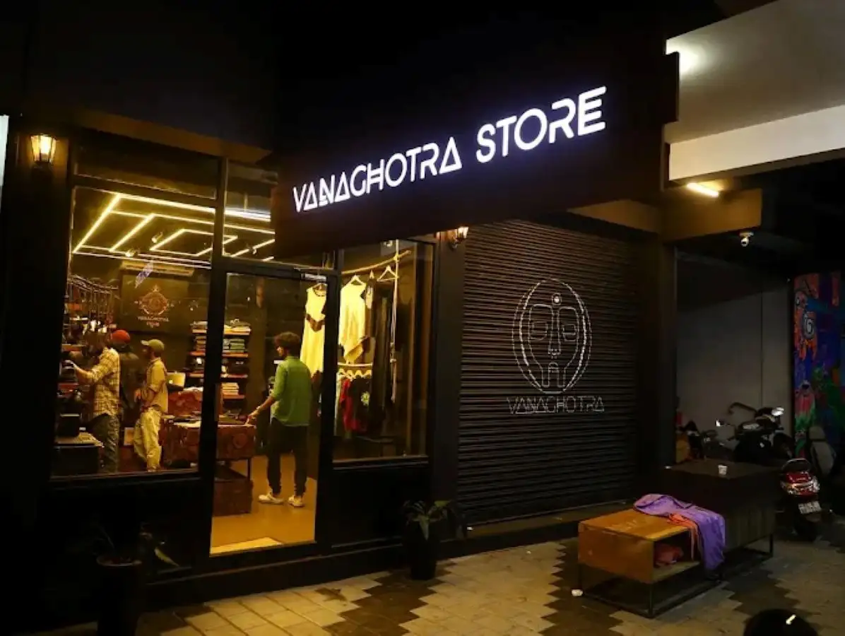 Vanaghotra Store fashion and graphic T-shirts in Ottapalam